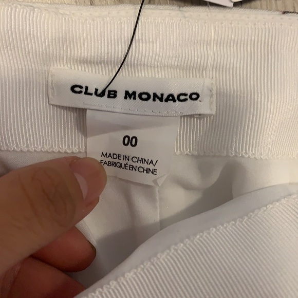 SOLD- CLUB MONACO Skirt - Picture 3 of 4